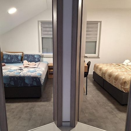 Apartmani Venecia Prozor Exterior foto