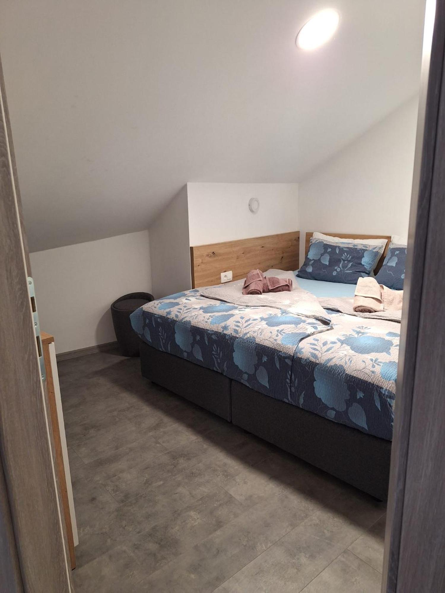 Apartmani Venecia Prozor Exterior foto